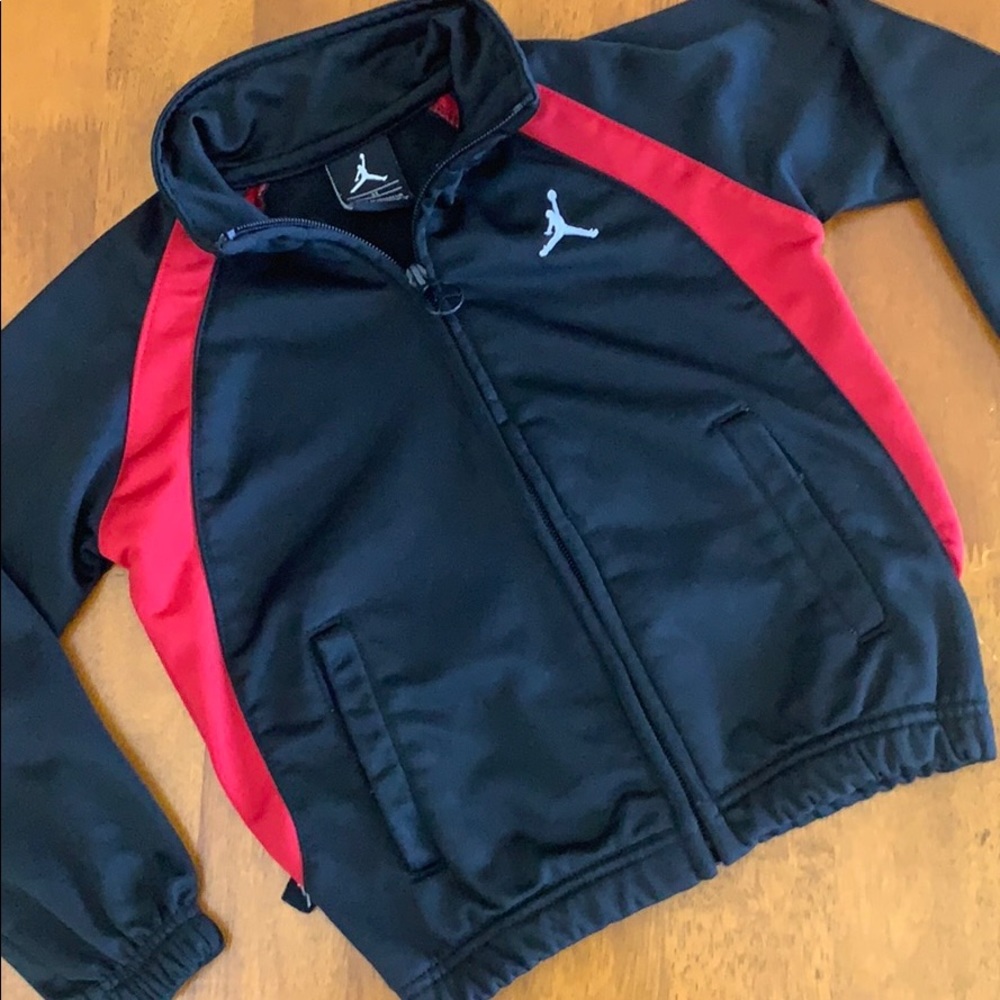 Jordan zip up jacket 3T
